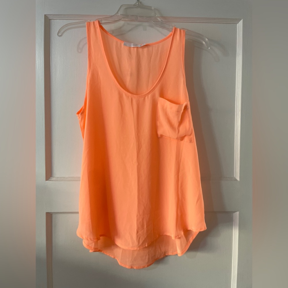 Lush Hilow Hemmed Tank - Neon Peach